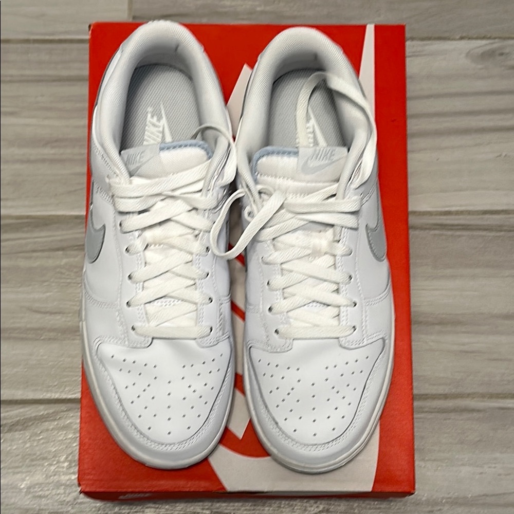 Nike Classic White and Gray Sneakers